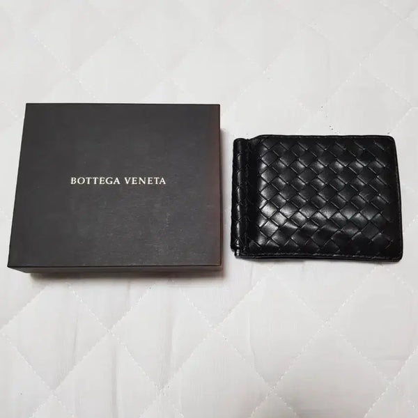 [BUNJANG] Bottega Veneta Intrecciato Bifold Wallet Black / 보테가베네타 인트레치아토 반지갑 블랙