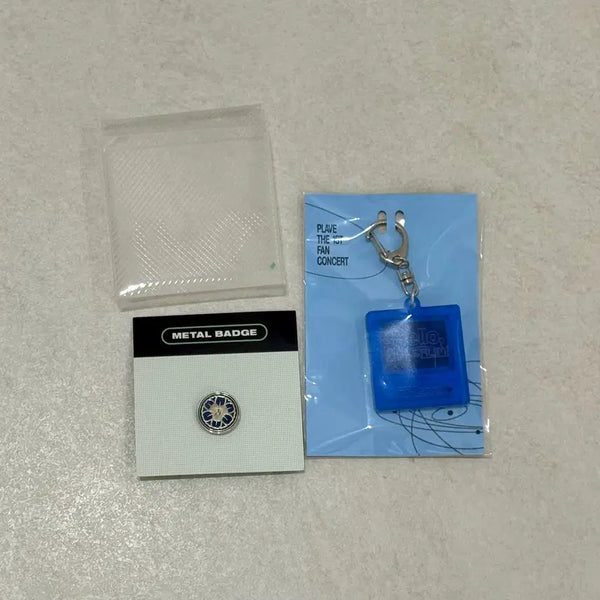 [BUNJANG] PLAVE SungHwiYego Metal Badge + Fancon Keyring Bundle Set / 플레이브 성휘예고 메탈뱃지+ 팬콘 키링 일괄
