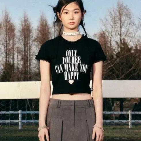 [BUNJANG] Youhee Lace Crop Short Sleeve Black / 유희 레이스 크롭 반팔 블랙