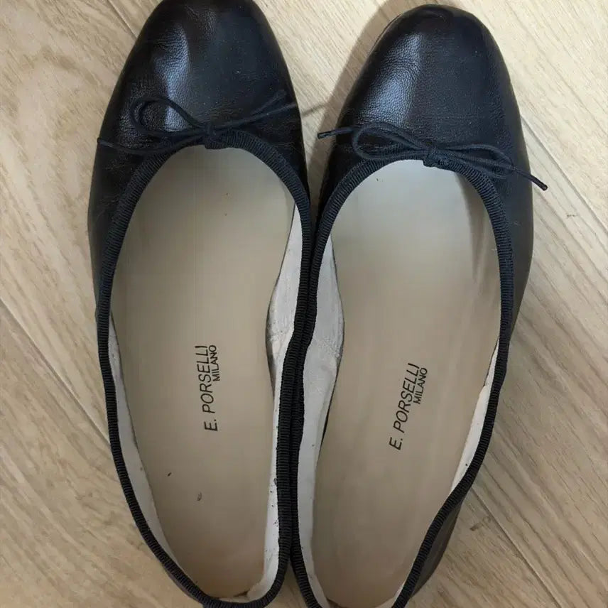 [BUNJANG] A.P.C. 'Paulette' Black Loafers Size 39 / A.P.C 포셀리 블랙 39