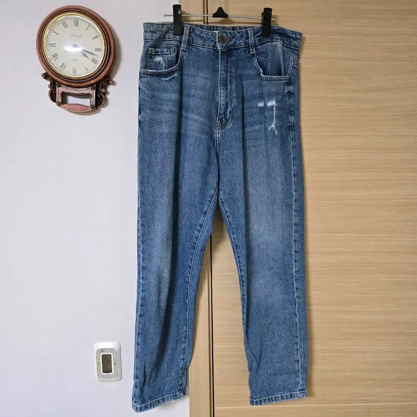 [BUNJANG] ZARA Relaxed Fit Damage Wash Denim Jeans / 자라(ZARA) 릴랙스 핏 데미지 워싱 데님 청바지