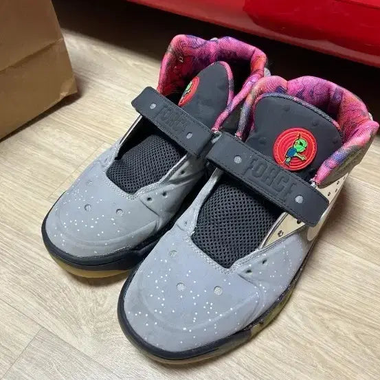 [BUNJANG] Nike Air Force 1 Space Jam Sneakers / 나이키 에어 포스 1 스페이스 잼 운동화