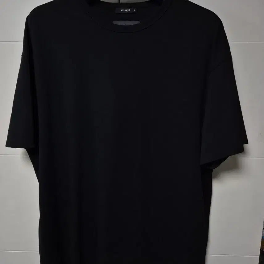 [BUNJANG] Allegri 24ss Luxe Cool Black Semi-Oversized T-Shirt / (M) 24ss 알레그리 럭스쿨 블랙 세미오버 반팔티셔츠