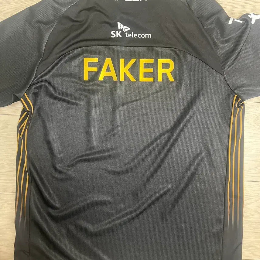 [BUNJANG] T1 2025 World Championship Faker Jersey L Size / T125월즈5성우승유니폼Faker마킹L사이즈