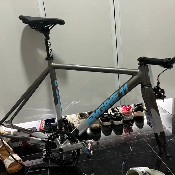 [BUNJANG] Engine11 Crit D Gunmetal Complete Bike Size S / 엔진11 크릿디 건메탈,옴니움 반차 급처