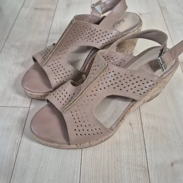 [BUNJANG] Handmade Leather Sandals - Comfortable Fit (Size 250) / 수제화브랜드 샌들 가죽 발이편해요250
