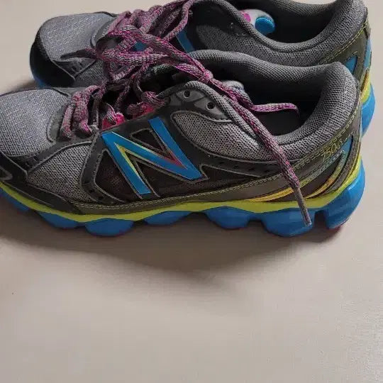 [BUNJANG] New Balance Multicolor Mesh Summer Sneakers 750v3 (Size 220) / 새상품))뉴발란스 멀티컬러 메쉬 여름 운동화 750v3 220