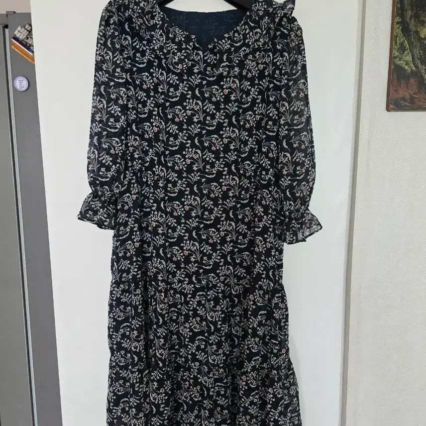 [BUNJANG] Bella Chiffon One-Piece Dress Size 66 / 벨라 쉬폰 윈피스66