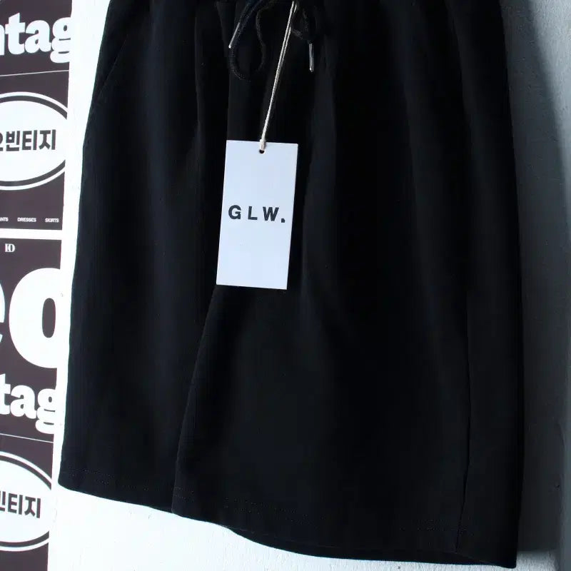 [BUNJANG] Goodlife Works Bermuda Shorts (Black) / (S-M) 굿라이프웍스 반바지 팬츠 새상품 버뮤다 밴딩 블랙-P10477