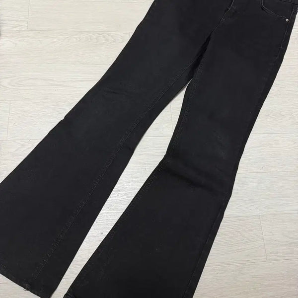 [BUNJANG] Black Bootcut Pants / 블랙 부츠컷 팬츠