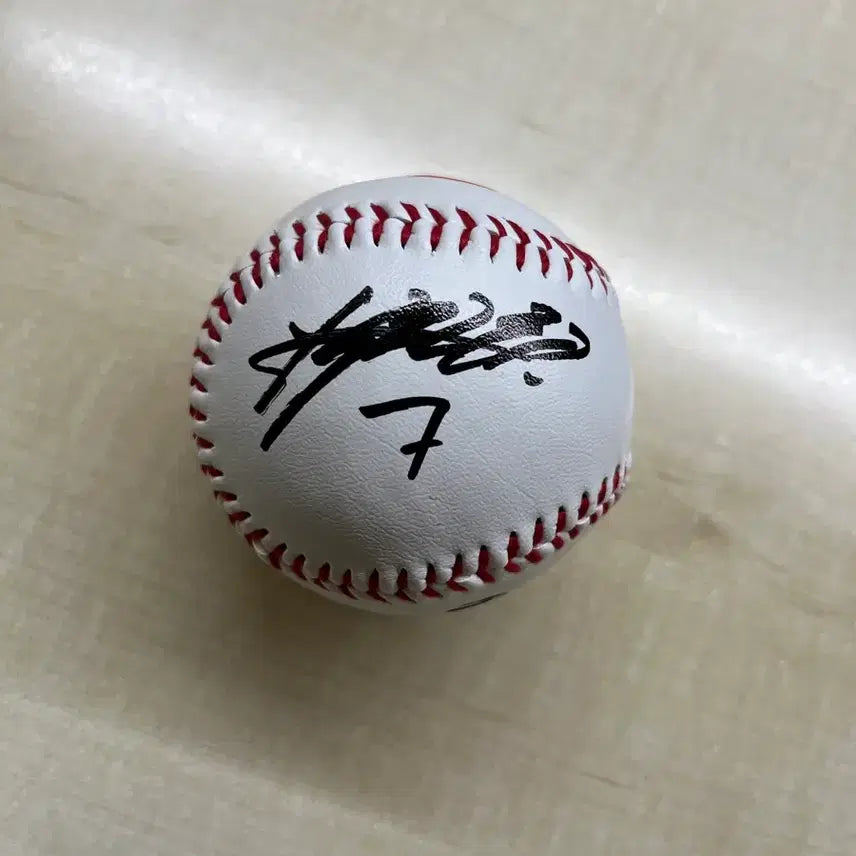[BUNJANG] Doosan Bears Park Chan-ho Signed Baseball / 두산베어스 박찬호 싸인볼