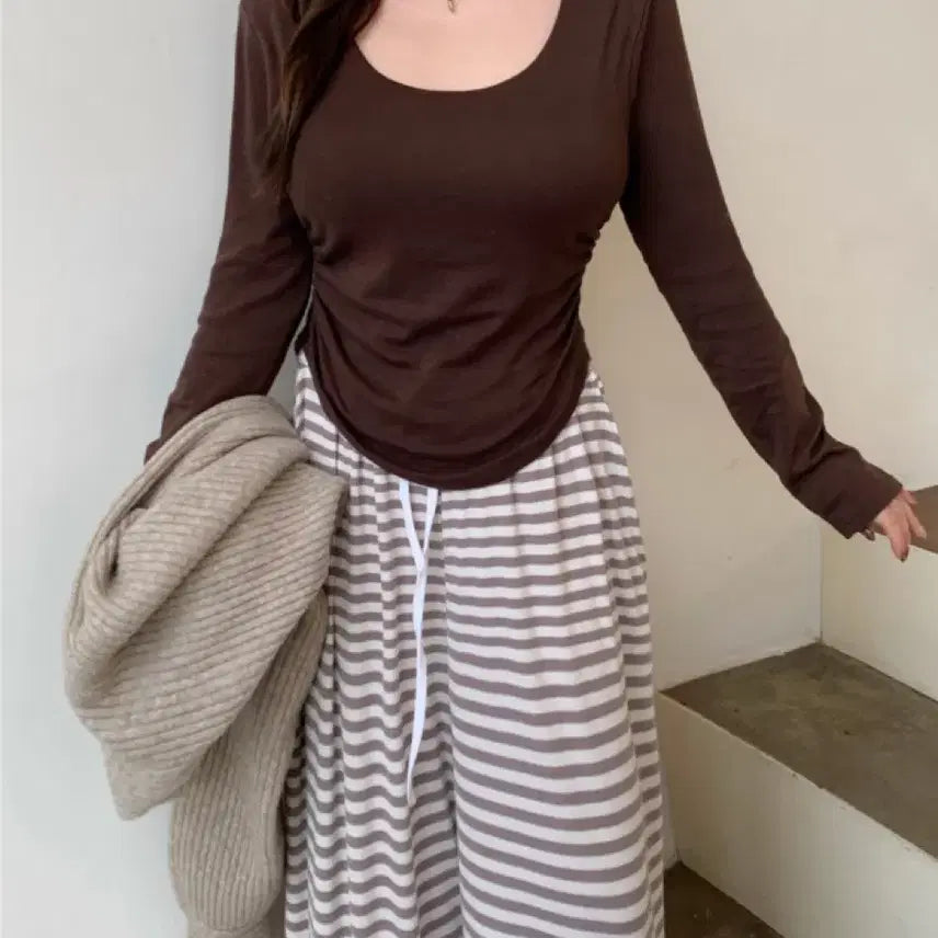 [BUNJANG] Flatper Yeo-si 6 Modal Side Shirring T-shirt (Black/Brown) / 새상품) 플랫퍼 여시6 모달 옆셔링 티셔츠 (블랙/브라운)