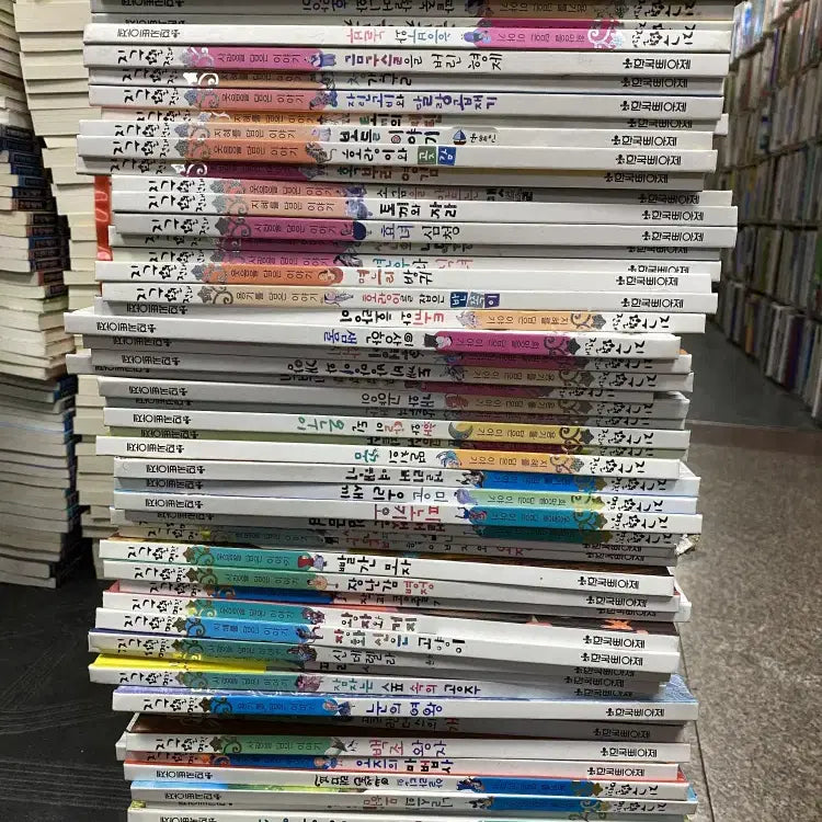 [BUNJANG] Piaje World Masterpiece Folk Tales 64-Volume Set Children's Books / 지구별 명작 전래동화 삐아제 64권 세트 어린이책 중고책