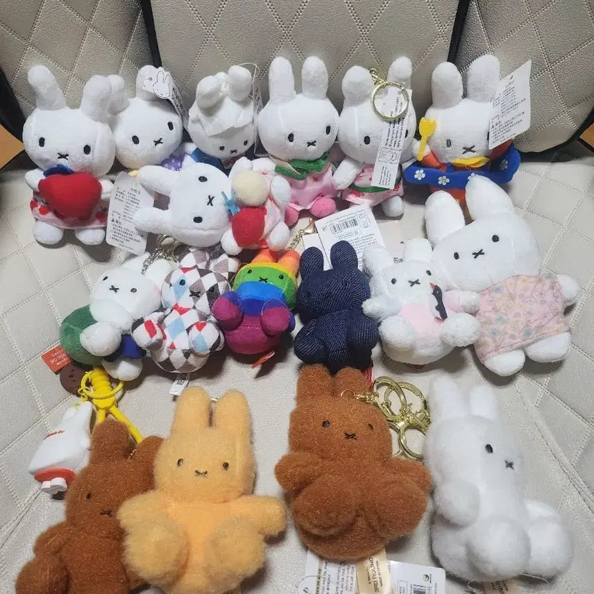 [BUNJANG] Miffy Plush Keychain Bundle / 미피 인형 키링 일괄 팝니다.