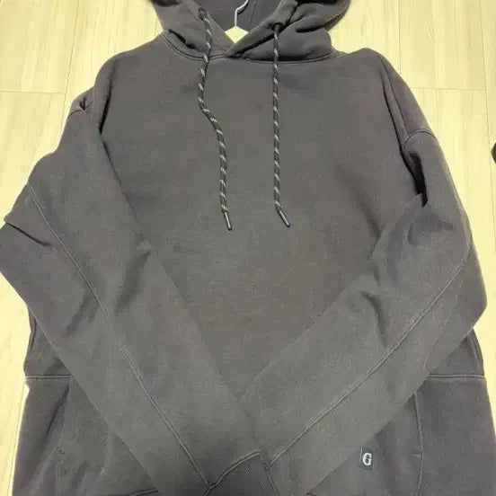 [BUNJANG] Guess Navy Logo Patch Hoodie / 게스 후드티