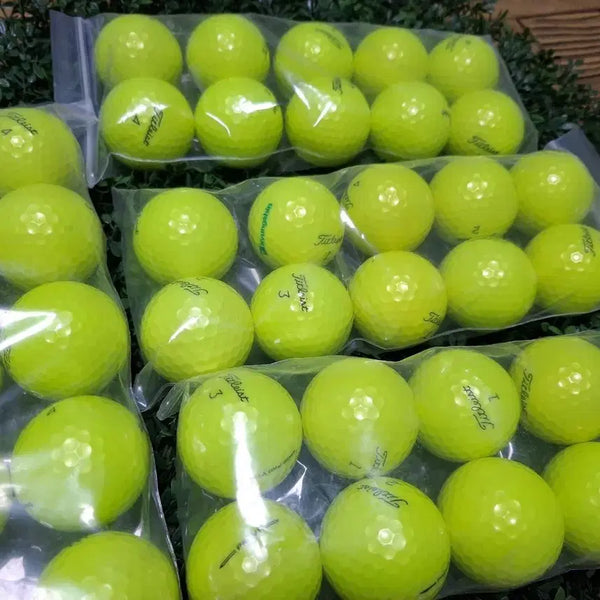 [BUNJANG] Titleist V1, AVX Used Golf Balls (40 count) / 타이틀리스트v1,avx 몇알포함 깔끄미 40알 / 로스트볼