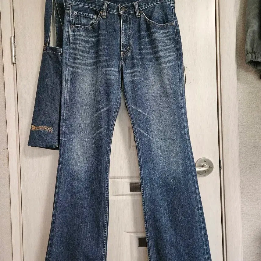 [BUNJANG] Levi's 517 Bootcut Jeans (33x33) / jp 517 리바이스 부츠컷 33x33 levi's