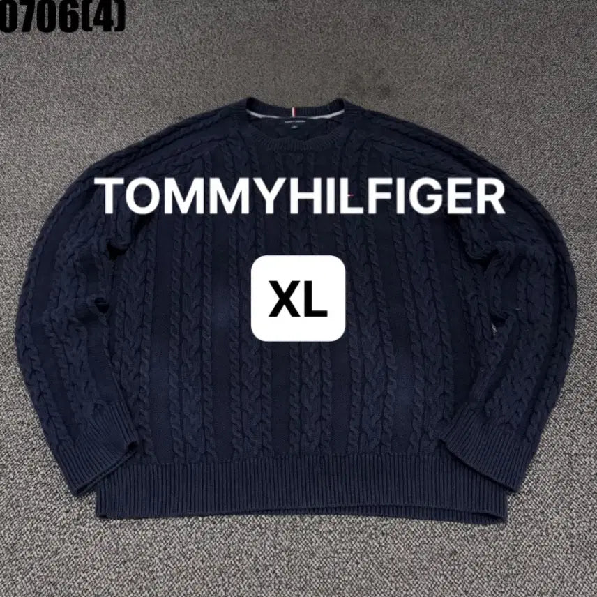 [BUNJANG] Tommy Hilfiger Cable Knit Navy Vintage Sweater XL / [XL] 타미힐피거 | 케이블 니트 네이비 빈티지 만원 0706