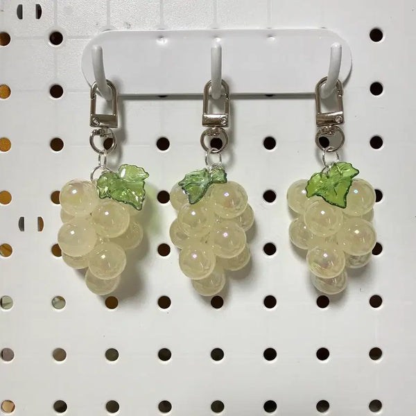 [BUNJANG] Grape Design Color-Changing Beaded Keychain / 포도 디자인 비즈 키링 (색 변함)