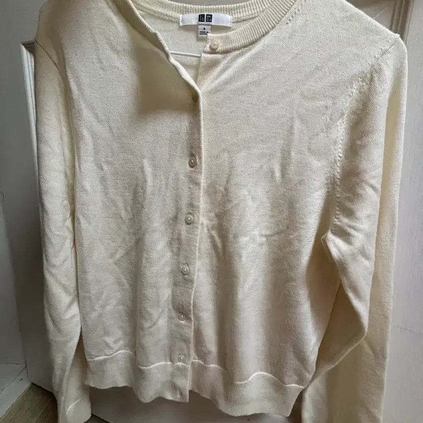 [BUNJANG] Uniqlo Cardigan Ivory S / 유니클로 가디건