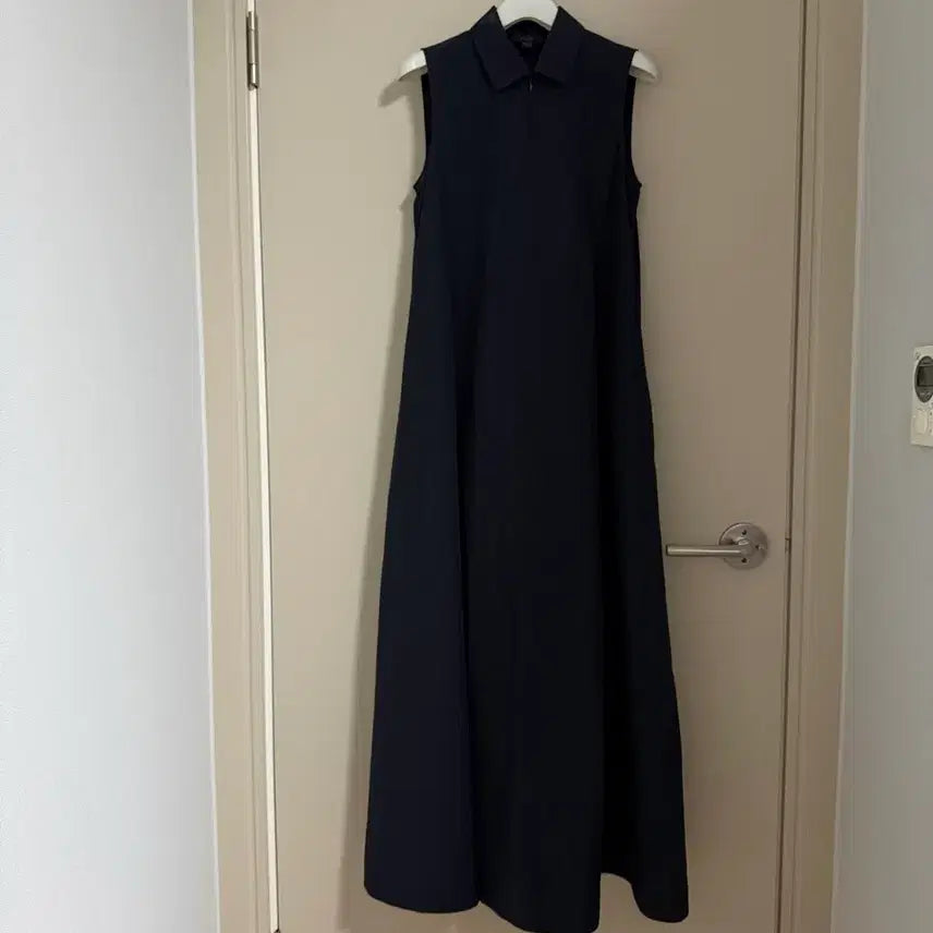 [BUNJANG] COS Navy Sleeveless Maxi Dress / cos 코스 네이비 민소매 롱원피스
