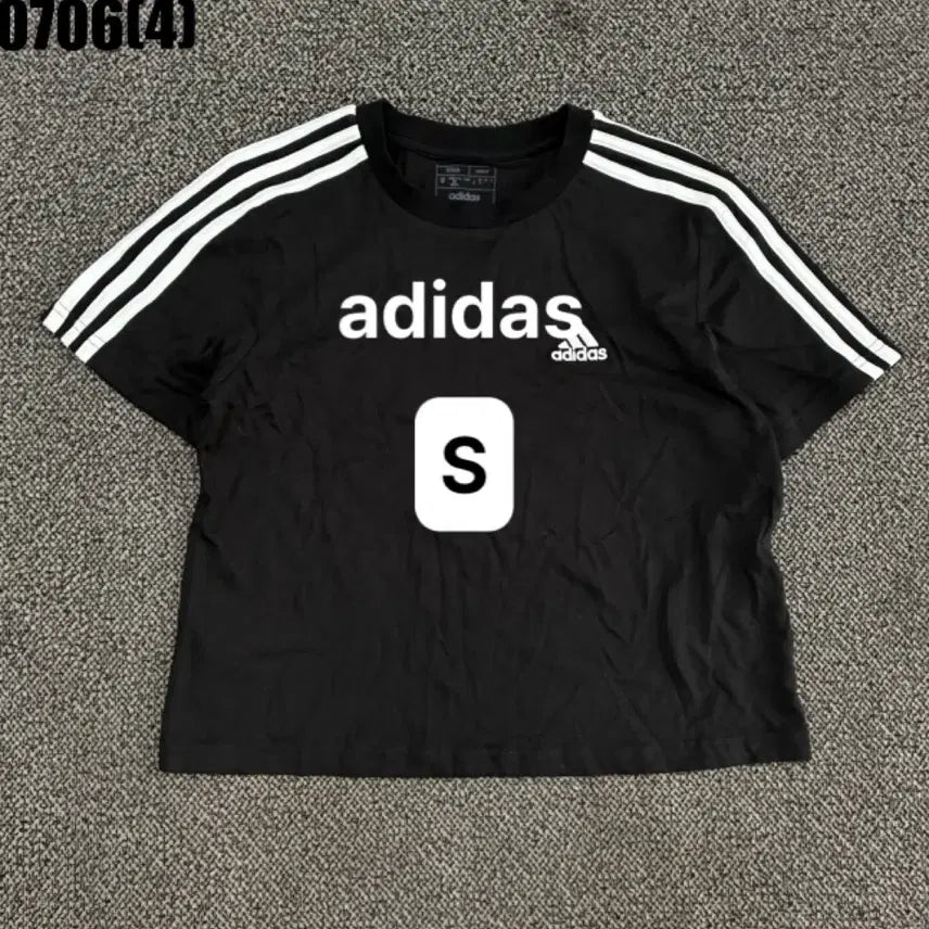 [BUNJANG] Adidas Short Sleeve T-Shirt - Black Vintage / [S] 아디다스 | 반팔티 블랙 빈티지 만원 0706