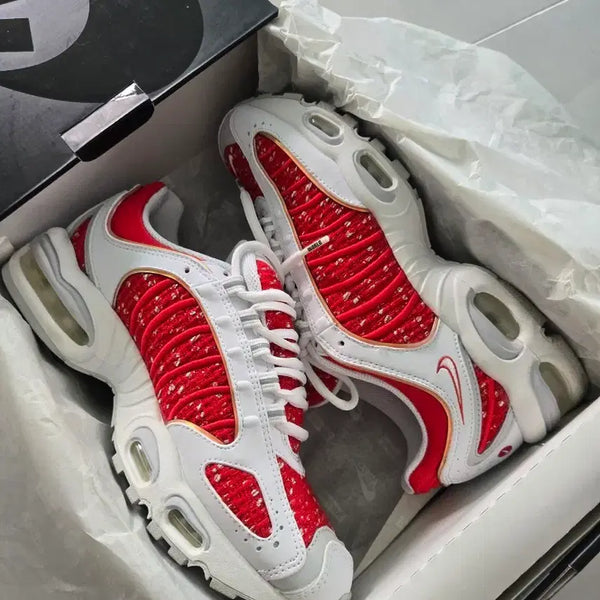 [BUNJANG] Nike x Supreme Air Max Tailwind 4 White Sneakers / 나이키 x 슈프림 에어맥스 테일윈드 4 화이트 (265)