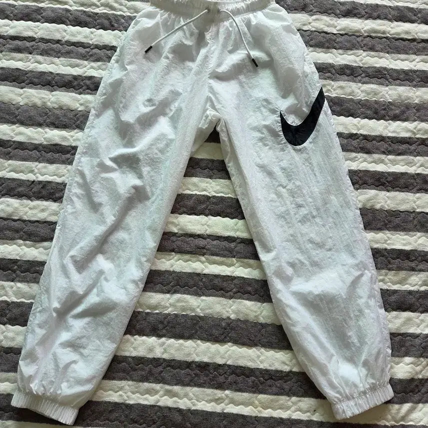 [BUNJANG] Nike Women's Training Pants White / 나이키 트레이닝 팬츠