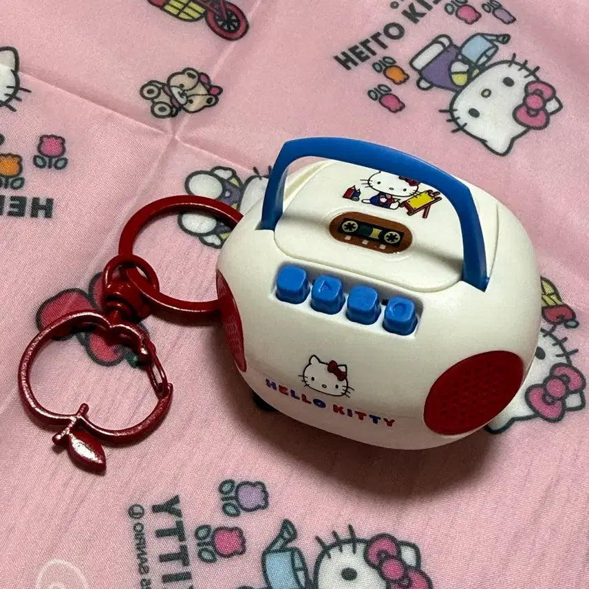 [BUNJANG] Hello Kitty Radio Keychain / 헬로키티 라디오 키링