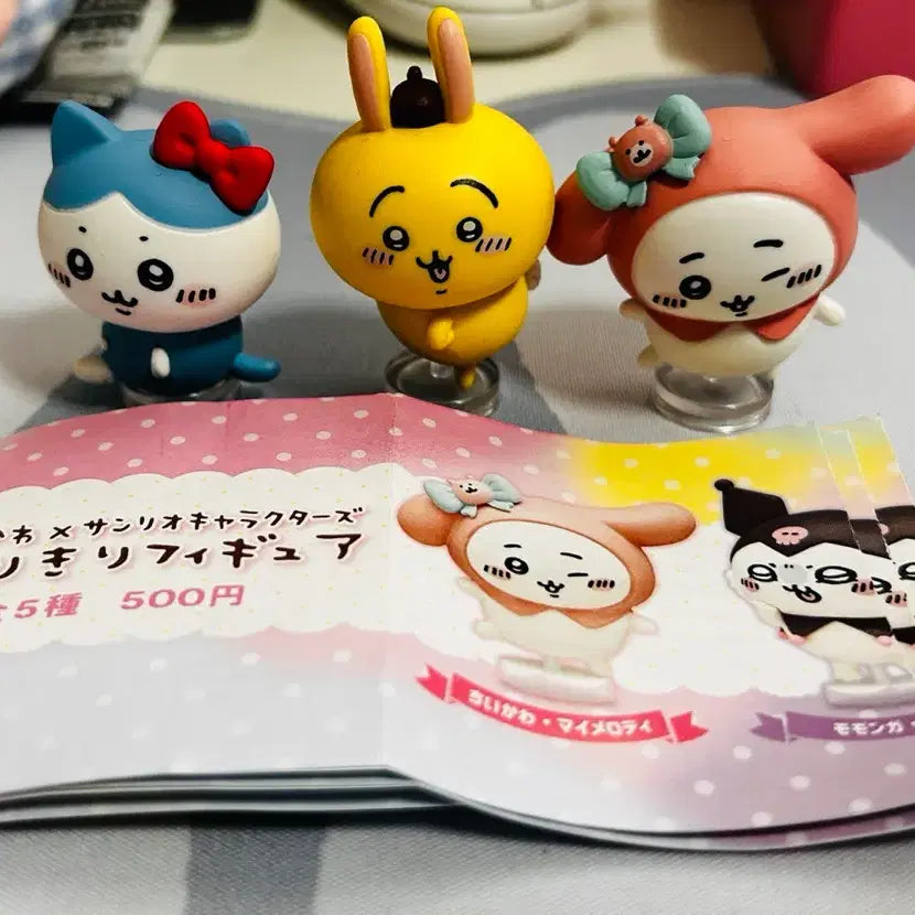 [BUNJANG] Sanrio x Chiikawa Collaboration Gacha Figure Set (3 Types) / 산리오 치이카와 콜라보 가챠 3종 세트