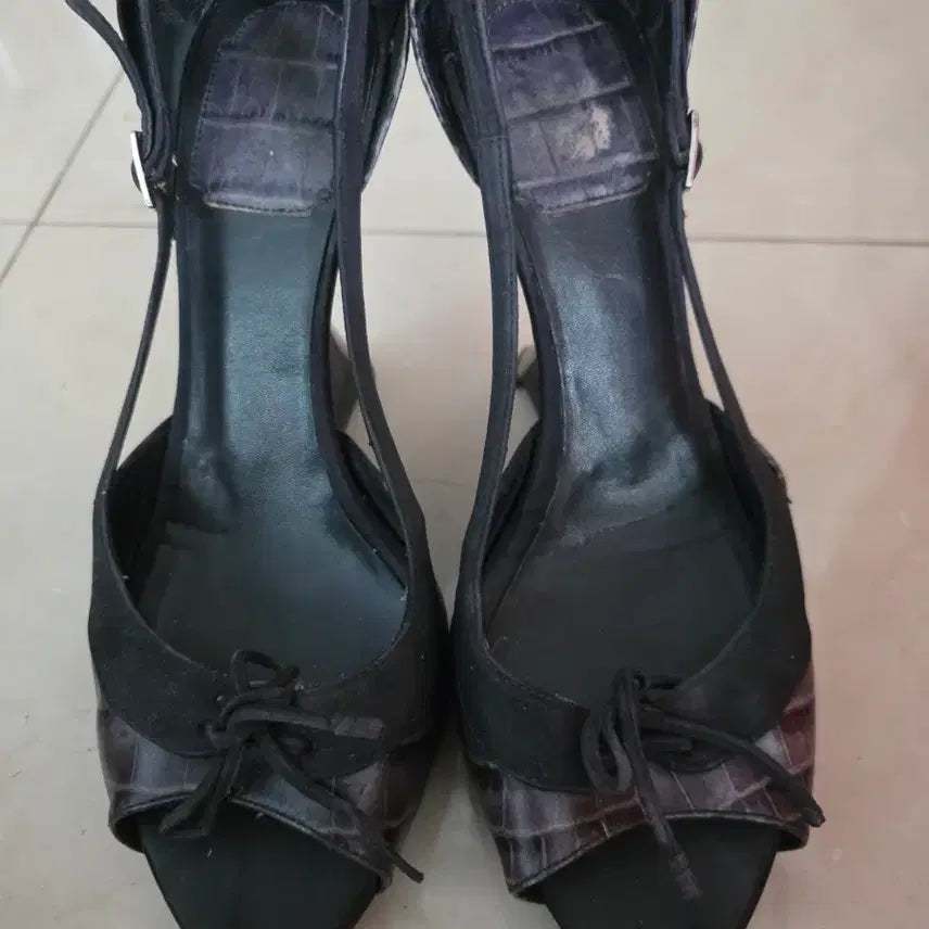 [BUNJANG] Dior Limited Edition Heels / 디올 한정판 힐 245