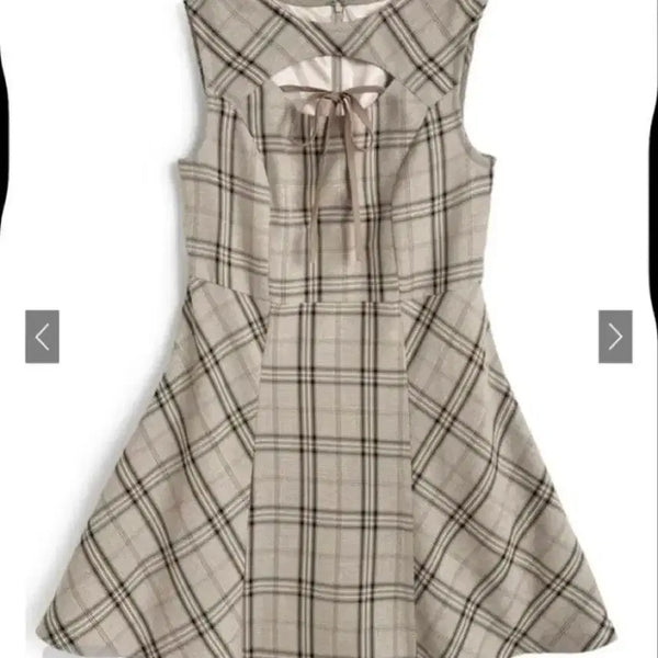 [BUNJANG] GRL Beige Check Sleeveless Dress / 오늘만 2.0)GRL 그레일 스나계 베이지 체크 민소매 원피스 미셸마카롱