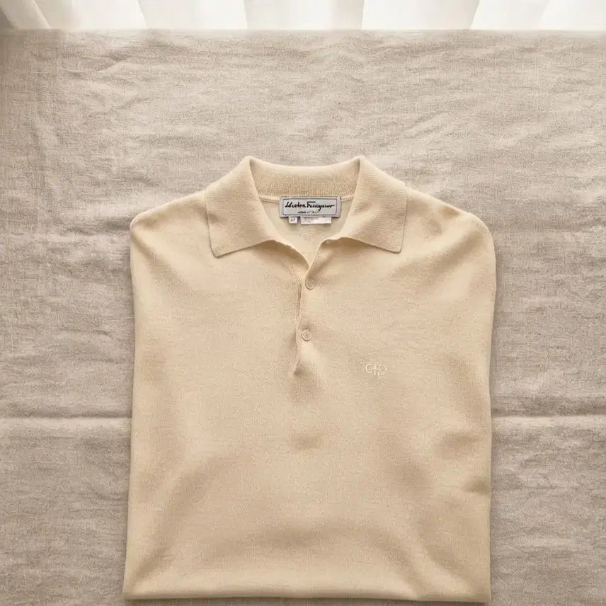 [BUNJANG] Salvatore Ferragamo Ivory Knit Polo Shirt M / 살바토레 페라가모 반팔 니트 폴로 셔츠 (아이보리/M)