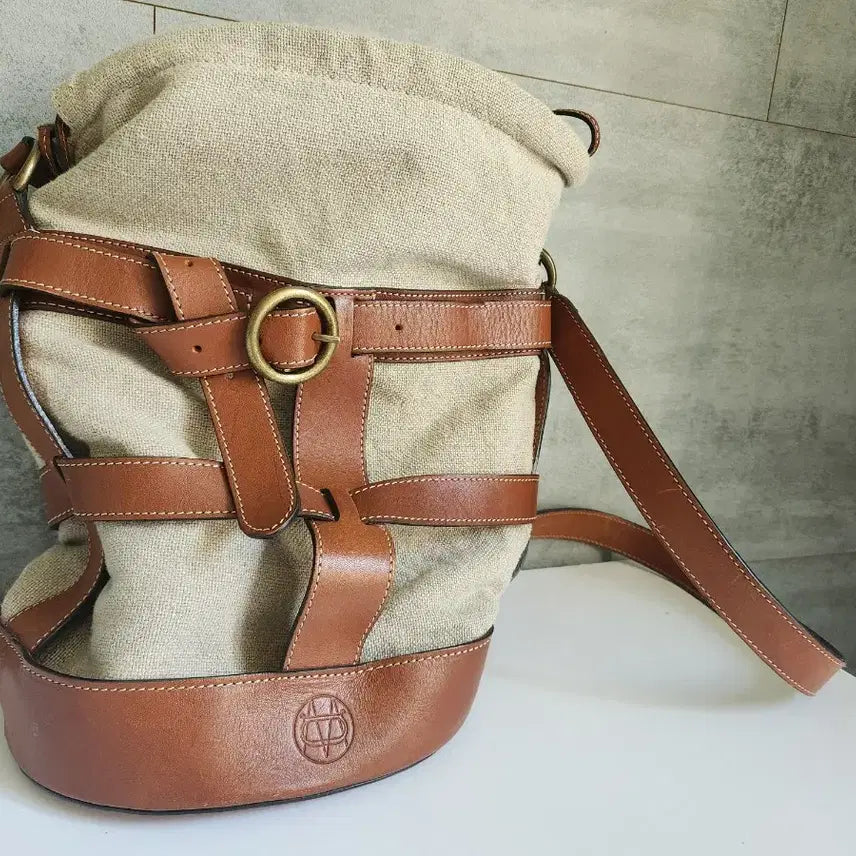 [BUNJANG] Massimo Dutti Leather Canvas Shoulder Bag / 마씨모두띠 가죽  캔버스 숄더백