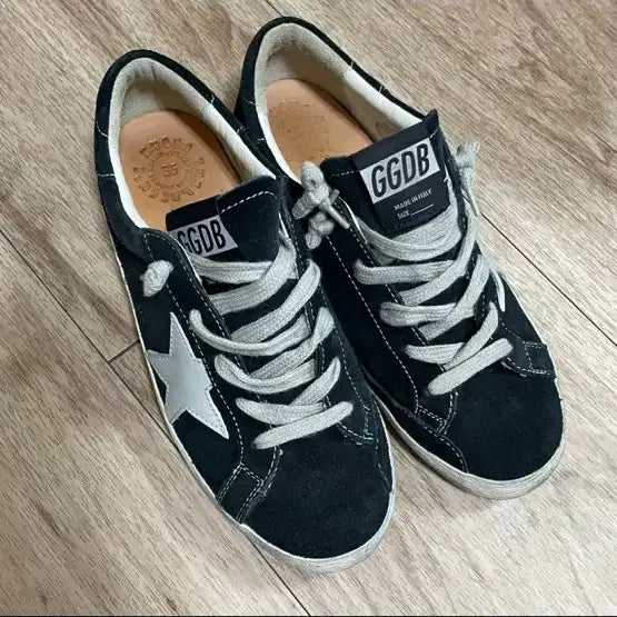 [BUNJANG] Golden Goose Superstar Suede Black Sneakers (Size 35) / 골든구스 슈퍼스타 스웨이드 블랙 35(220-225)