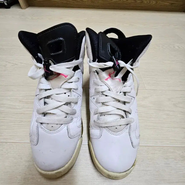 [BUNJANG] Nike Jordan 6 Rainbow Women's Sneakers / 나이키 조던6 레인보우
