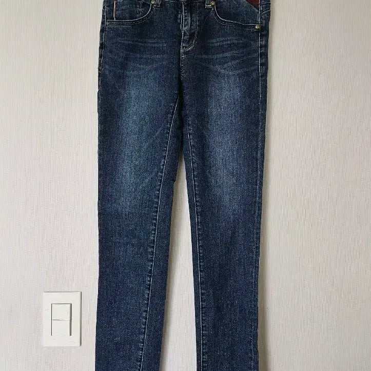 [BUNJANG] Anvil Avenue Women's Slim Fit Washed Denim Jeans / 여성 데님 청바지