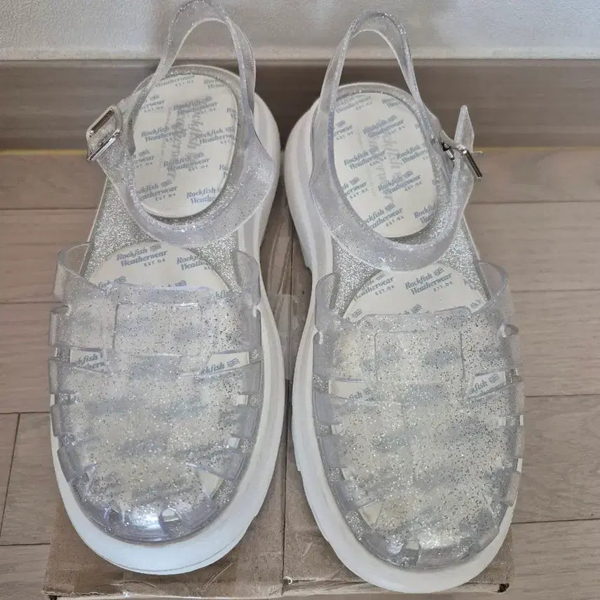 [BUNJANG] Rockfish Jelly Glitter Sandals Size 3 (230mm) / 락피쉬 젤리 샌들 투명 글리터 3사이즈 230