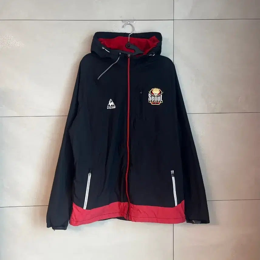 [BUNJANG] Le Coq Sportif FC Seoul Soccer Hoodie Windbreaker / 르꼬끄 FC 서울 축구 후드 바람막이