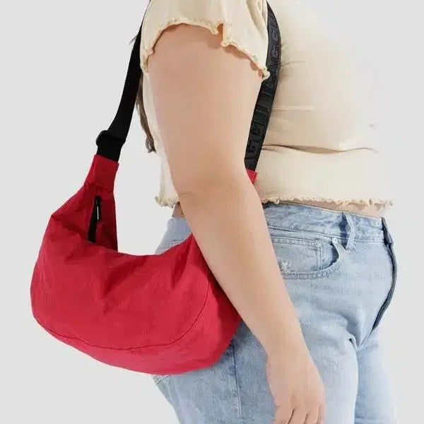[BUNJANG] Baku Crescent Medium Candy Apple Crossbody Bag / 바쿠 크레센트 미디움 캔디애플 새상품