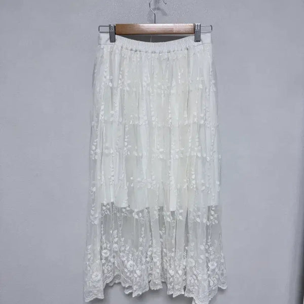 [BUNJANG] Vintage White Lace Embroidered Skirt / 빈티지 화이트 레이스 자수 스커트