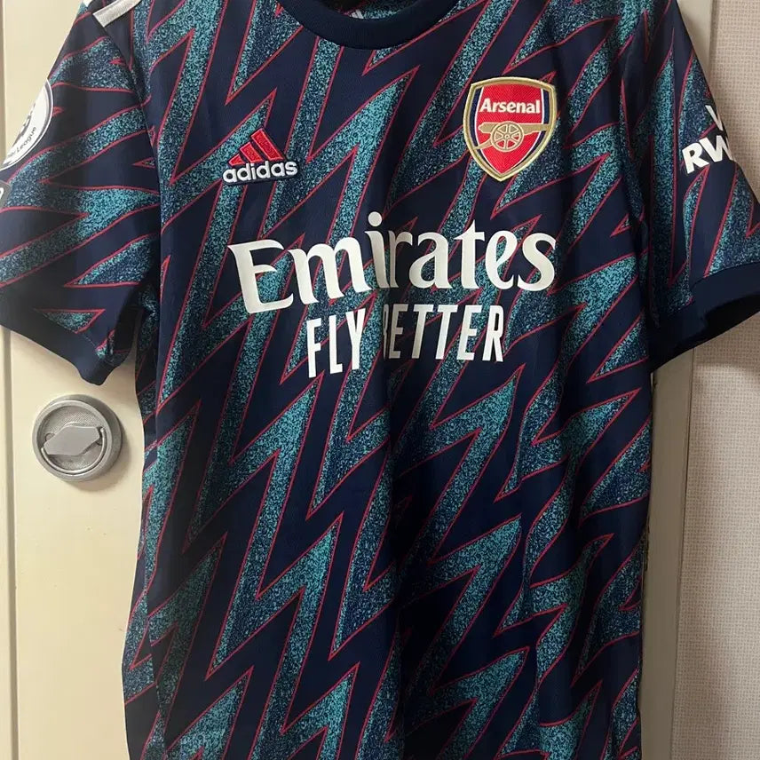 [BUNJANG] Arsenal 21/22 Third Kit Replica with League Printing (GM0213) / 21/22 아스날 서드 자카 리그마킹 레플리카 GM0213