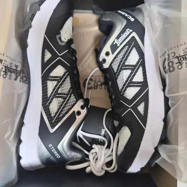 [BUNJANG] Herno x Scarpa Lamina Sneakers / 에르노(Herno) x 스카르파 라미나 스니커즈