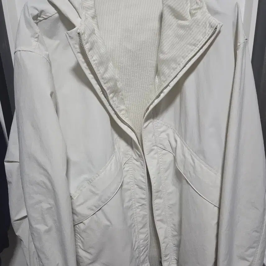 [BUNJANG] Solid Homme 26ss Reversible Hooded Windbreaker Jacket / 솔리드옴므 26ss 바람막이 48사이즈
