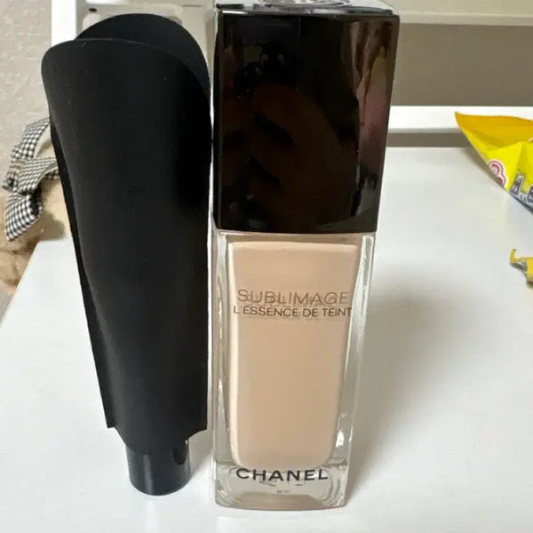 [BUNJANG] Chanel Sublimage Foundation B10 / 샤넬 수블리마지 파데b10(새제품)