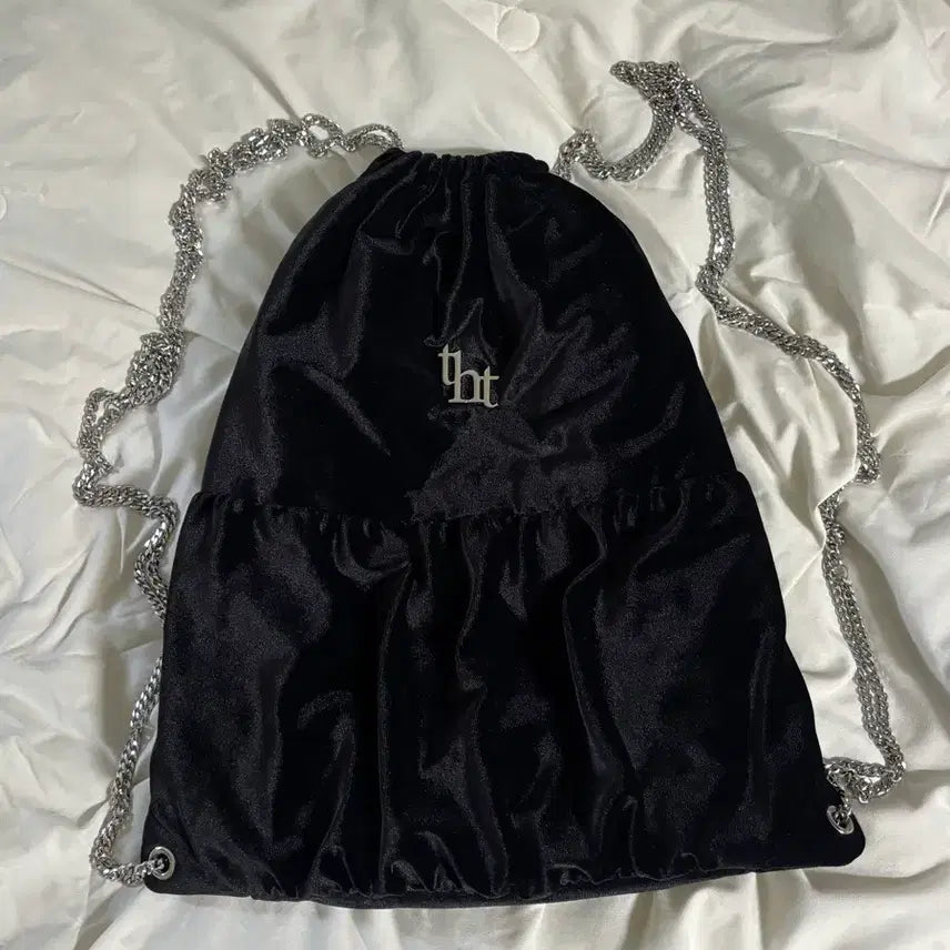 [BUNJANG] 3times Velvet Chain Backpack / 쓰리타임즈 벨벳 체인 백팩 팔아요