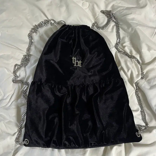[BUNJANG] 3times Velvet Chain Backpack / 쓰리타임즈 벨벳 체인 백팩 팔아요