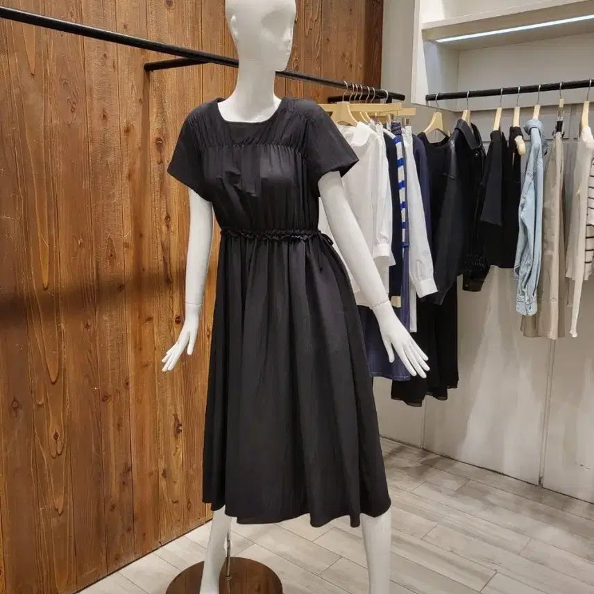 [BUNJANG] G-Cut 25S/S Square Neck Shirring Dress / 25S/S 지컷)  스퀘어 넥 셔링 원피스
