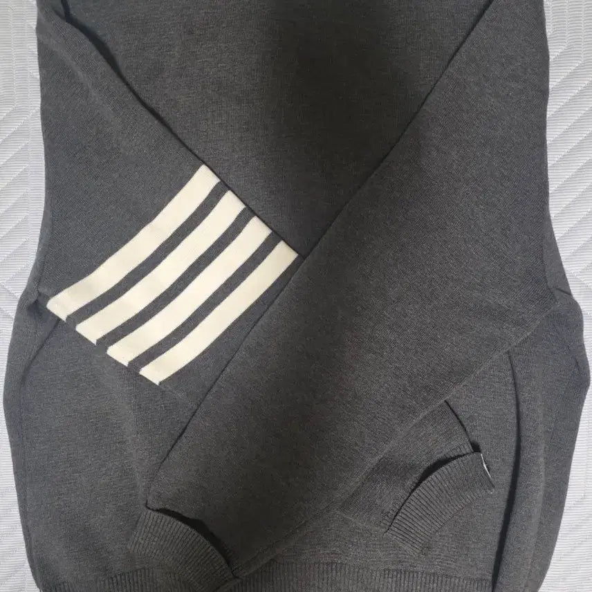 [BUNJANG] Thom Browne Milano Stitch Four-Bar Medium Grey Cardigan / 톰브라운 밀라노 스티치 사선 미다움 그레이 가디건