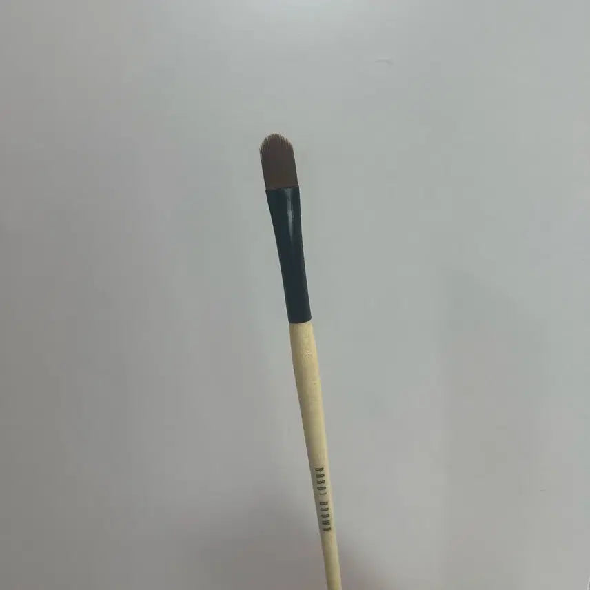 [BUNJANG] Bobbi Brown Concealer Brush / 바비브라운 컨실러 브러쉬 / 백화점 정품